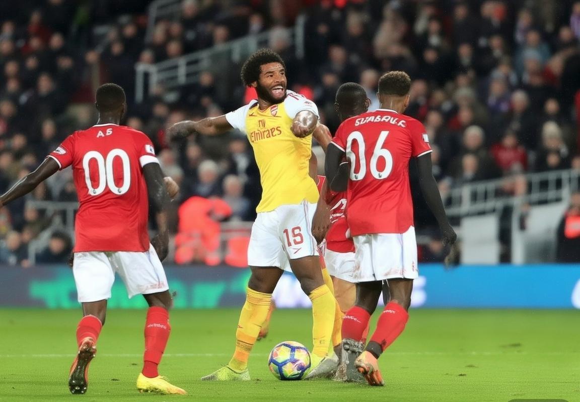 英超积分榜：阿森纳绝杀布伦特福德领跑，曼城利物浦3-3激战，争冠悬念与保级大战白热化