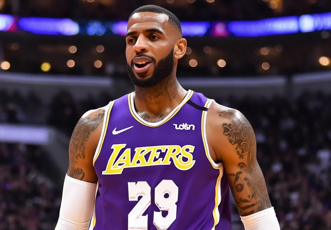 正式妥协，愿意离开洛杉矶，保罗三大下家浮现，雷霆成冷门黑马